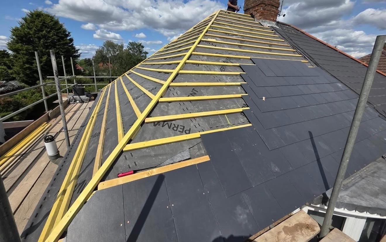 Slate roof being installed by Lowestoft Goldway Roofing